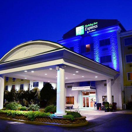 Holiday Inn Express Hotel & Suites Watertown - Thousand Islands By Ihg Exterior foto